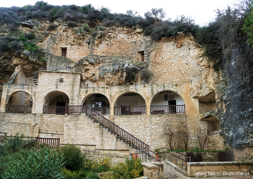 монастырь Святого Неофита, Пафос