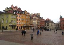 Разноцветные домики