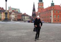 Красавица ёлка с подарками, выбирай какой хочешь))