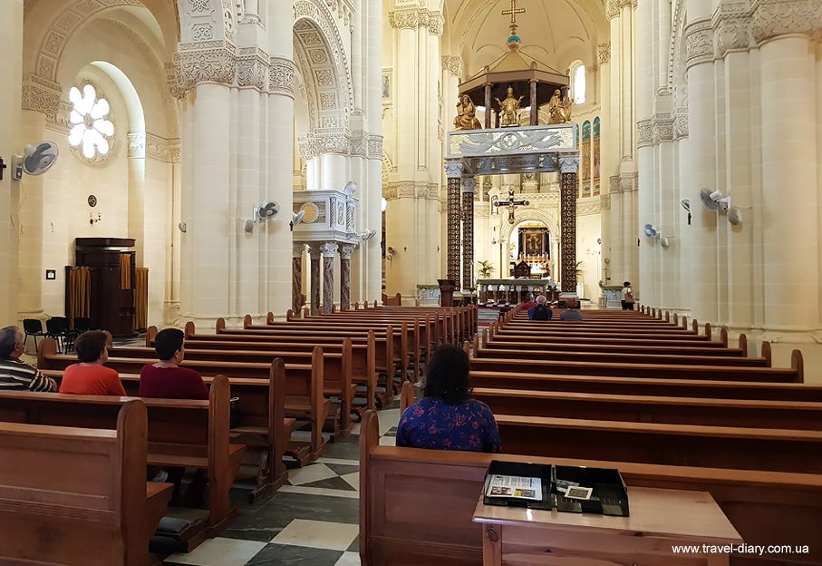 Базилика Девы Марии Та'Пину, Мальта