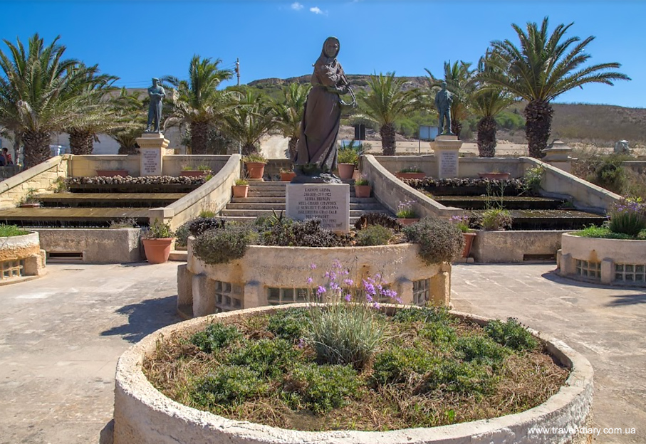 Базилика Девы Марии Та'Пину, Мальта