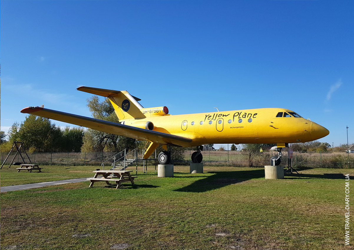 Yellow Plane (жёлтый самолётик) по Житомирской трассе